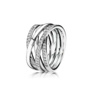 Elegant Silver Band Ring 925